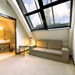 Pestana Riverside Hotel