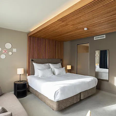 Pestana Riverside 5*