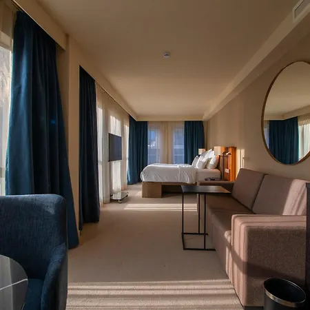 Pestana Riverside Szálloda 5*