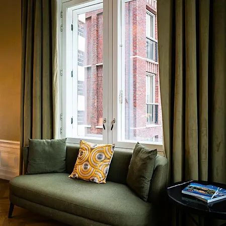 Hotel Pestana Riverside