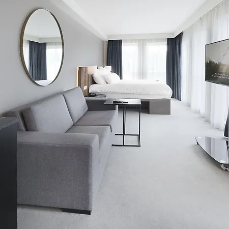 Pestana Riverside Hotel