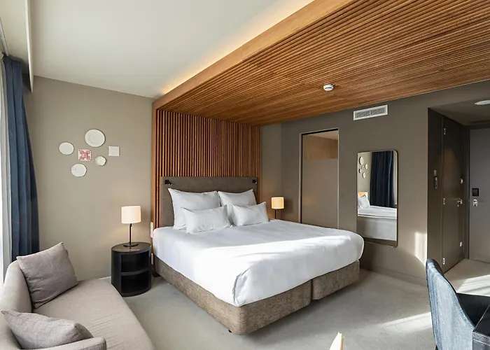 Pestana Riverside 5*