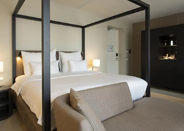 Pestana Riverside Hotel