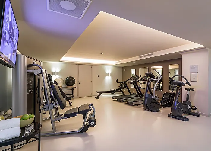 Pestana Riverside 5*