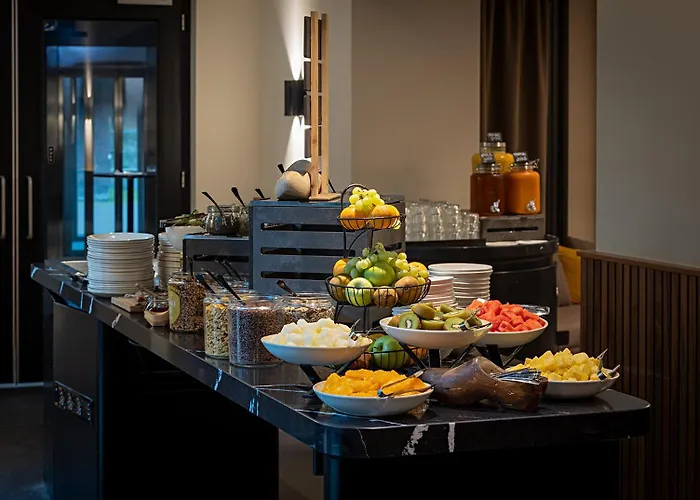 Pestana Riverside 5*