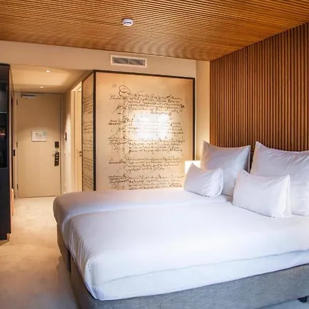 Pestana Riverside 5*