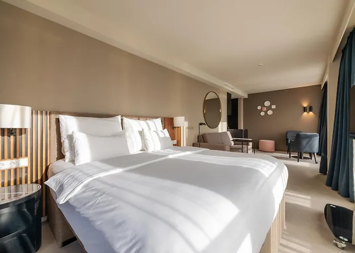 Pestana Riverside 5*